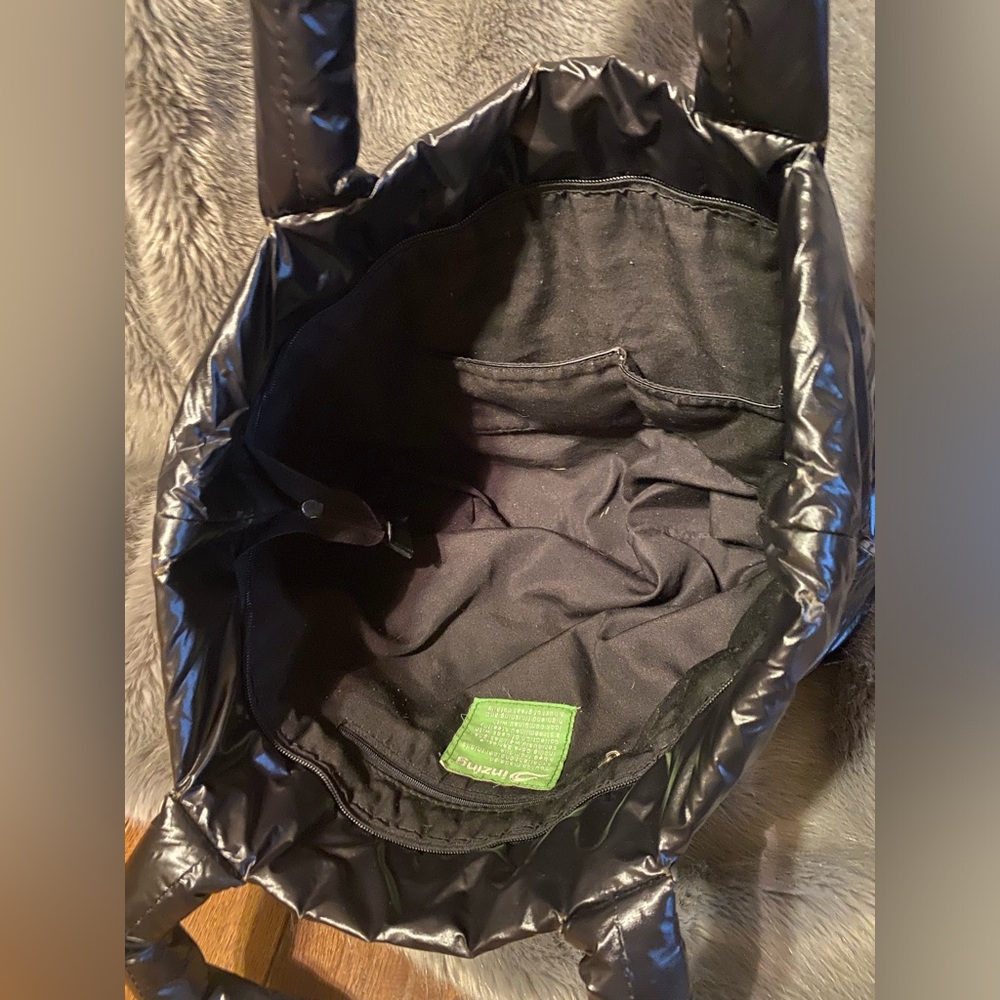COPY - Inzing Puffer Bag - Picture 3 of 8